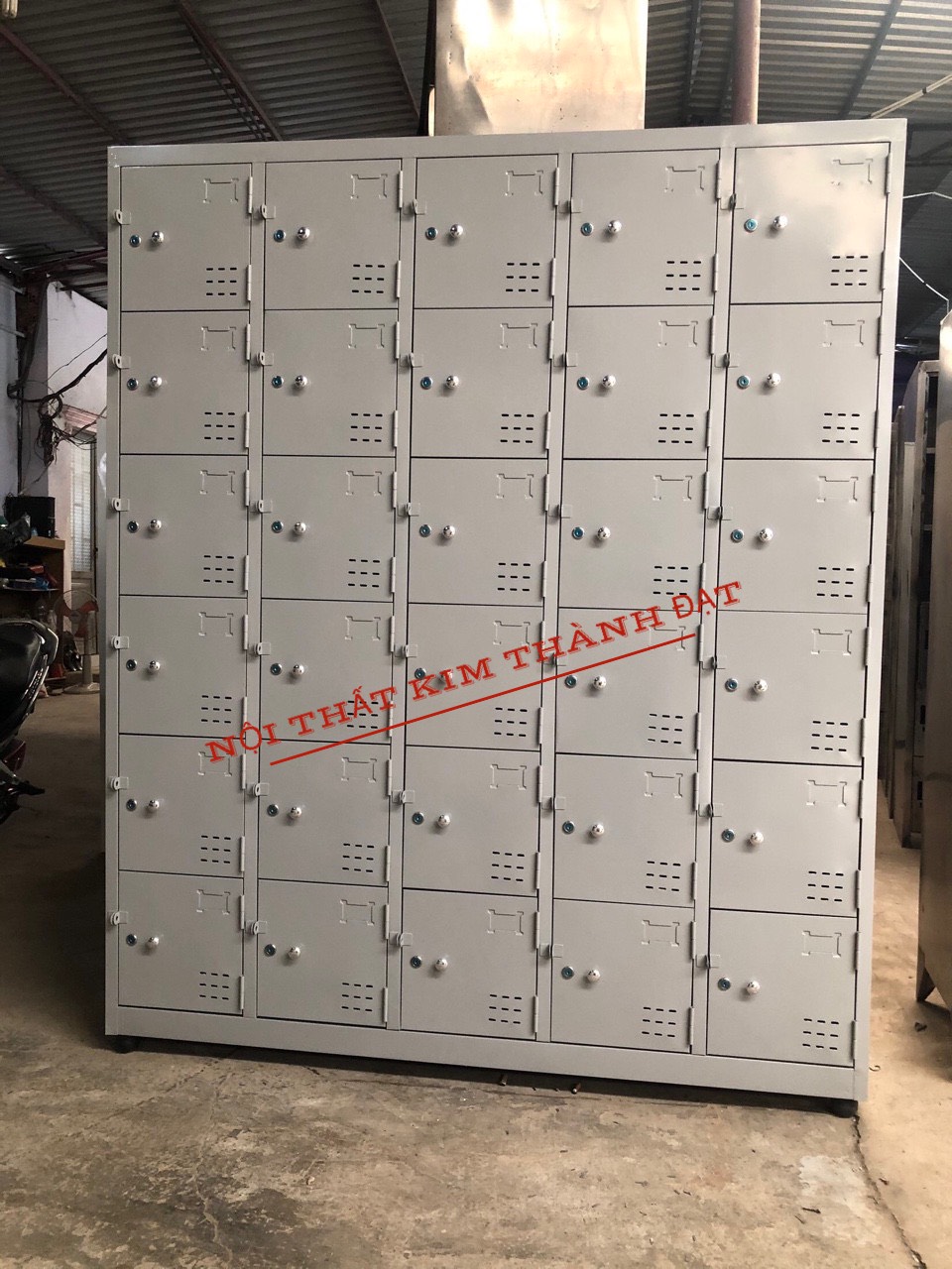 Tủ locker 30 ngăn 5 khoan mở