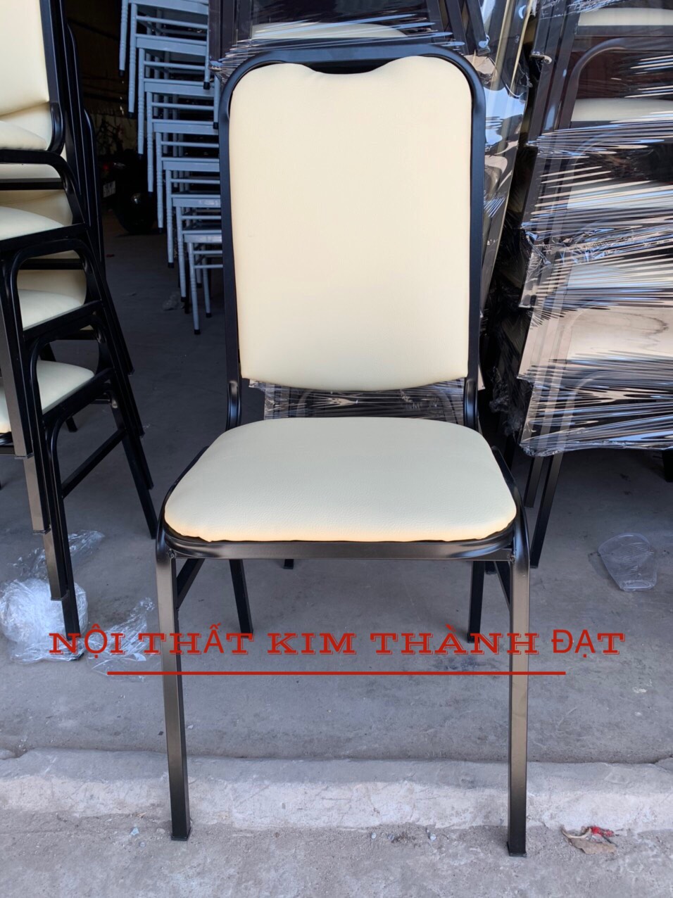 Ghế sự kiện đám cưới