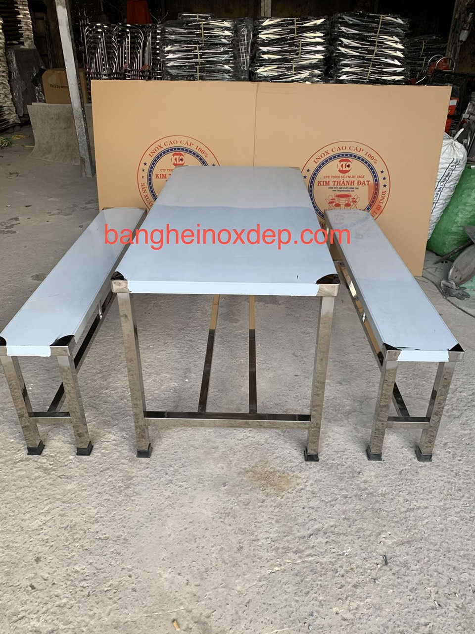 Bộ bàn ăn inox khu công nghiệp có ghế băng dài