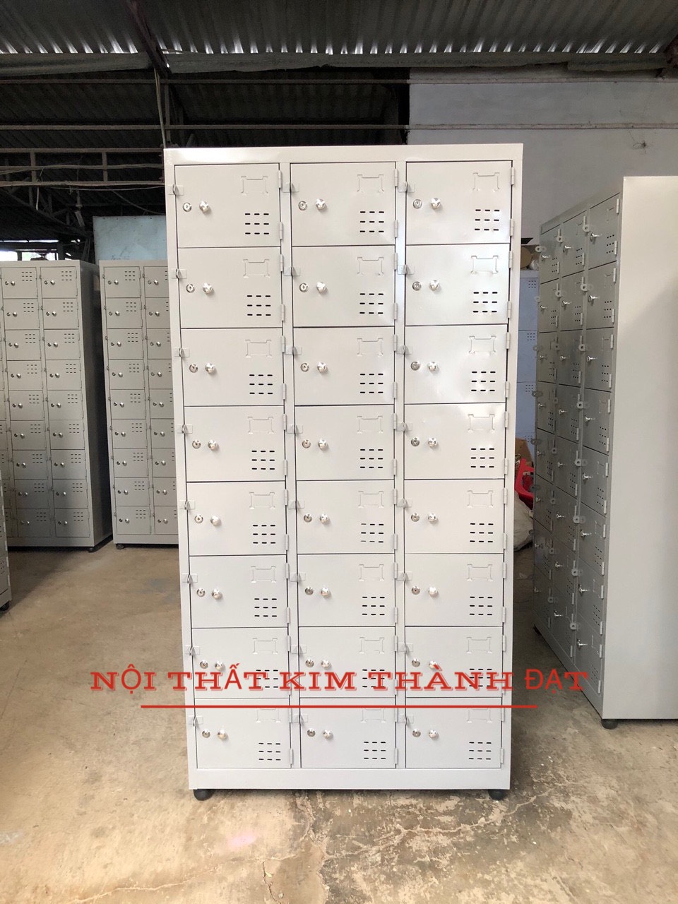 Tủ locker 24 ngăn 3 khoan