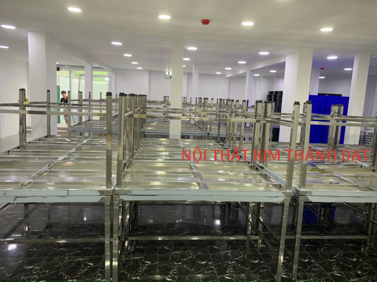 Bàn ăn inox khu công nghiệp