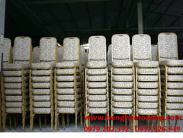 Ghế sắt nhà hàng hoa văn nệm thấp